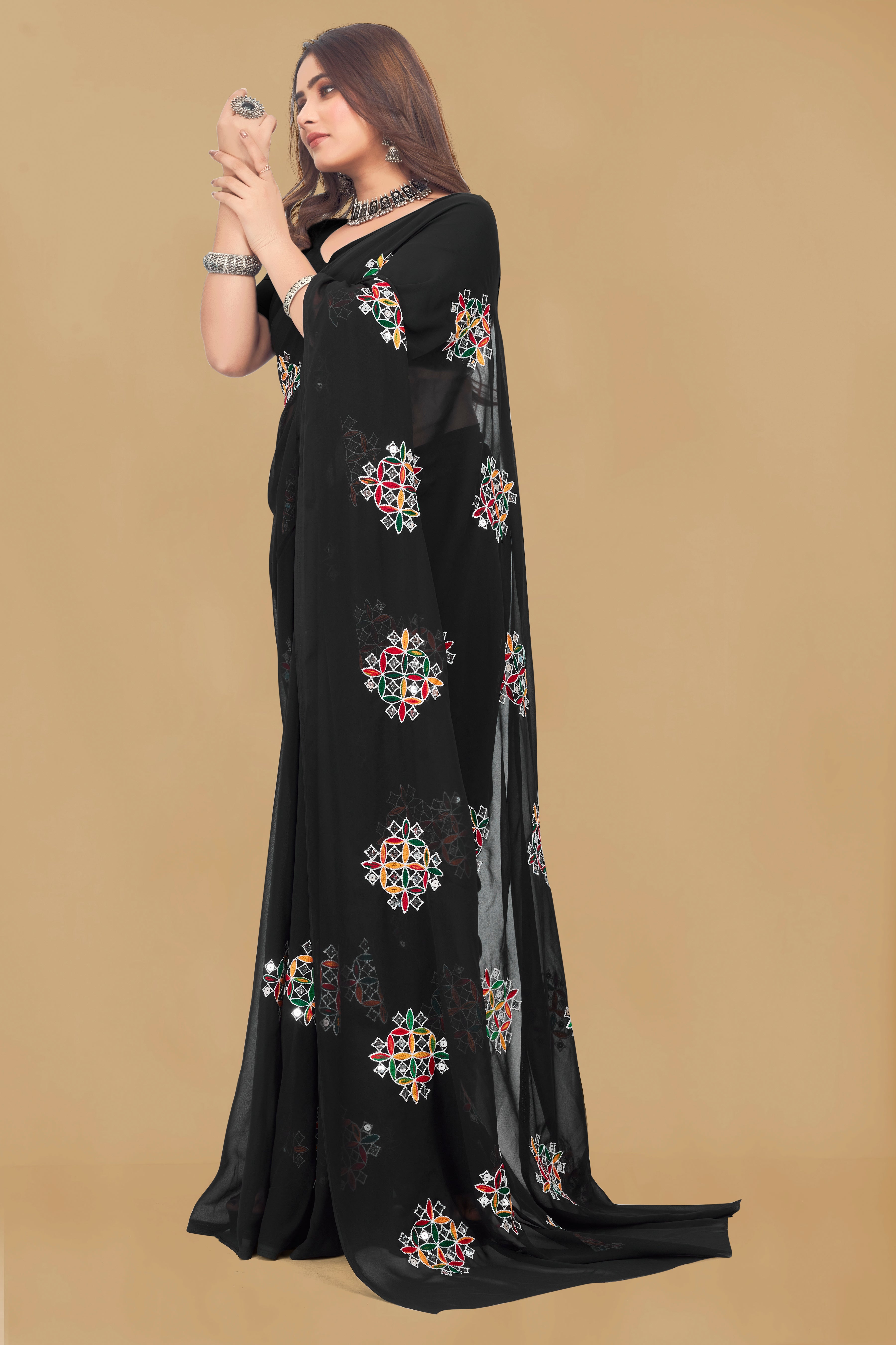 SNIZVI Black Floral Pure Georgette Ready to Wear Saree