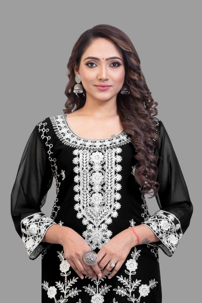 NEW PAKISTANI KURTA SETS | EMBROIDERY KURTA SETS