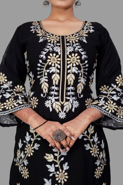 SNIZVI | EMBROIDERY KURTA WITH PALAZZO