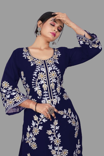 SNIZVI | EMBROIDERY KURTA WITH PALAZZO