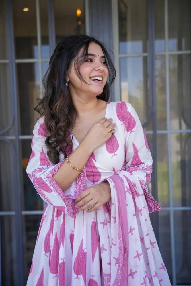 Fabulous Pure Cambric Cotton Digital Printed Anarkali Pant Suit