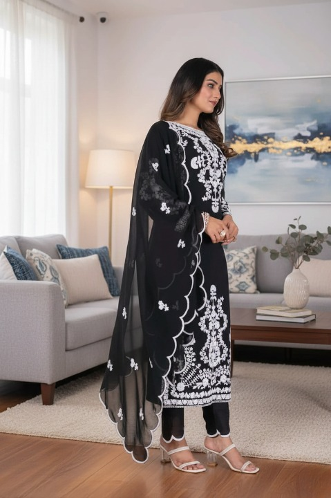 🖤 Black & white Elegant Embroidery Set 👌✨