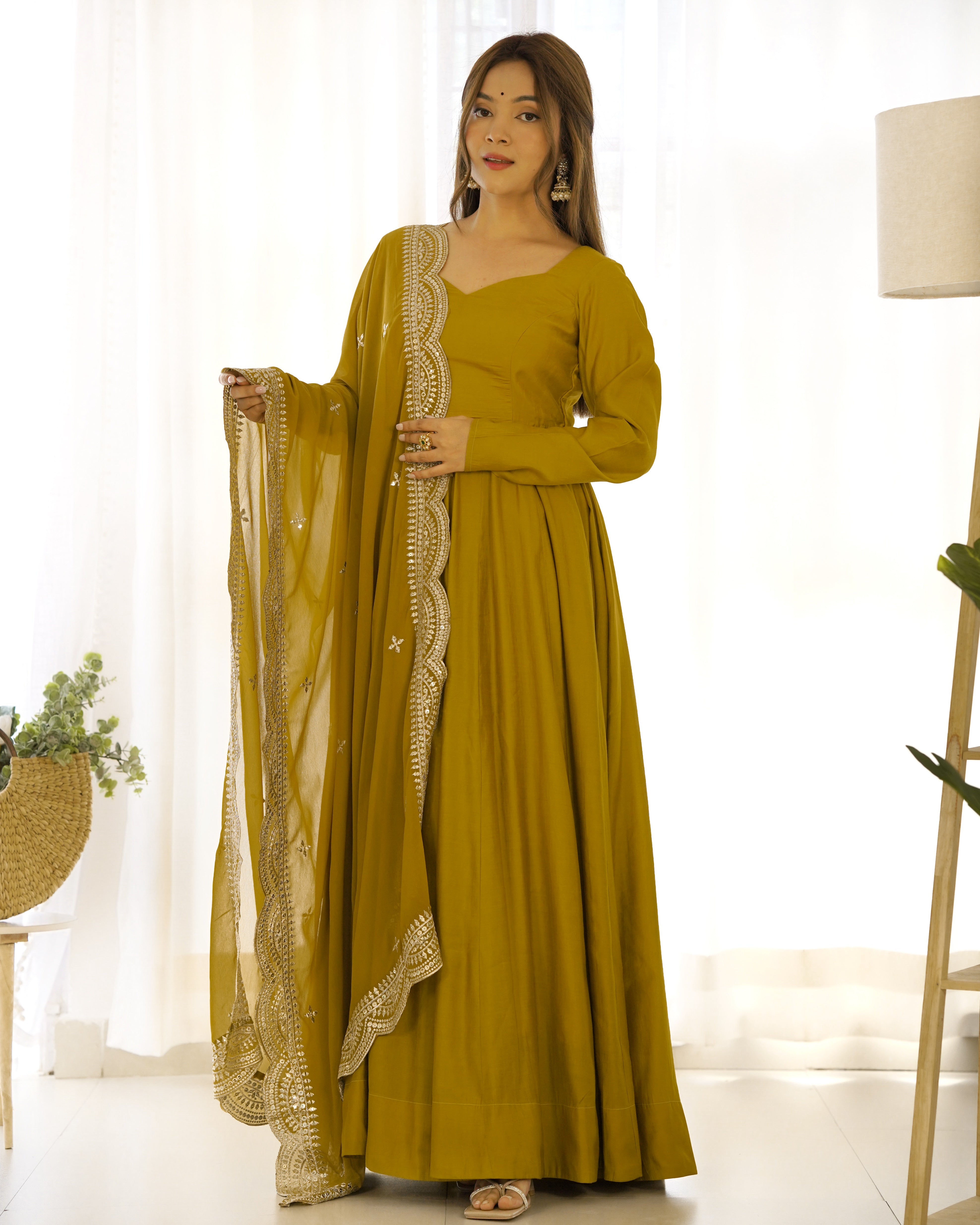 Exquisite Pure Romansilk Chanderi Designer Anarkali Pant Suit