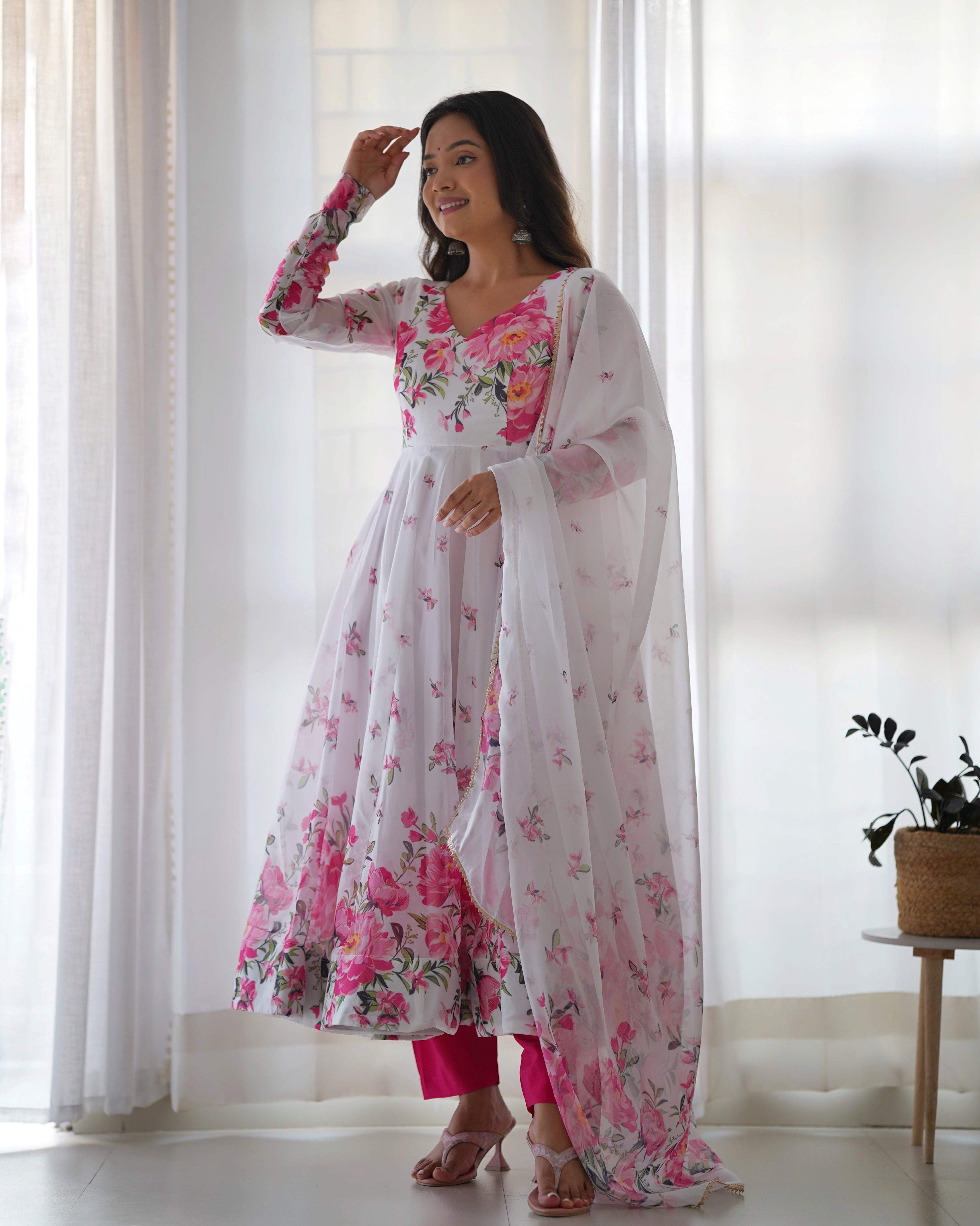 Polished White Organza Silk Floral Printed Anarkali Pant Suit