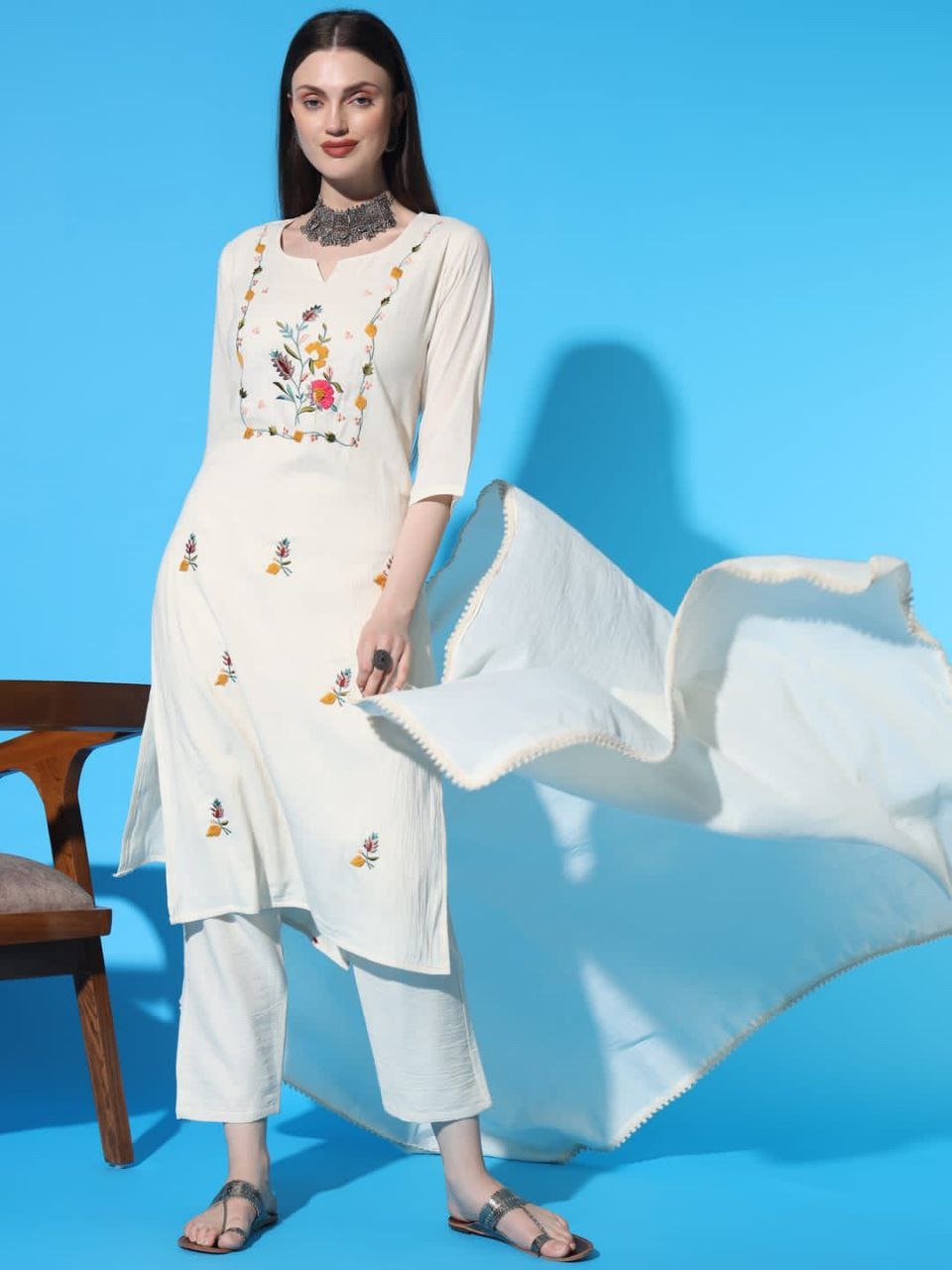 White Linen Straight Fit Kurta Set With Lace Trim for Women