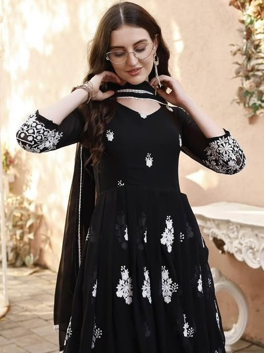 Womens Black Anarkali Suit Set With White Floral Embroidery
