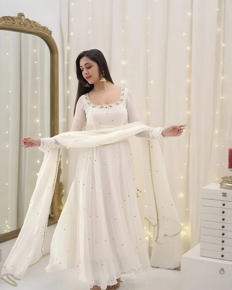 Hannah Traditional White Anarkali Suit 🤍 0 Reviews