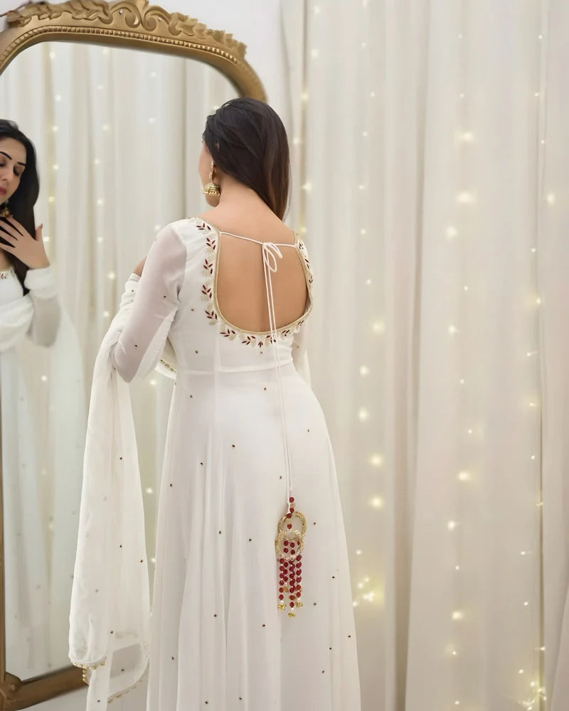 Hannah Traditional White Anarkali Suit 🤍 0 Reviews