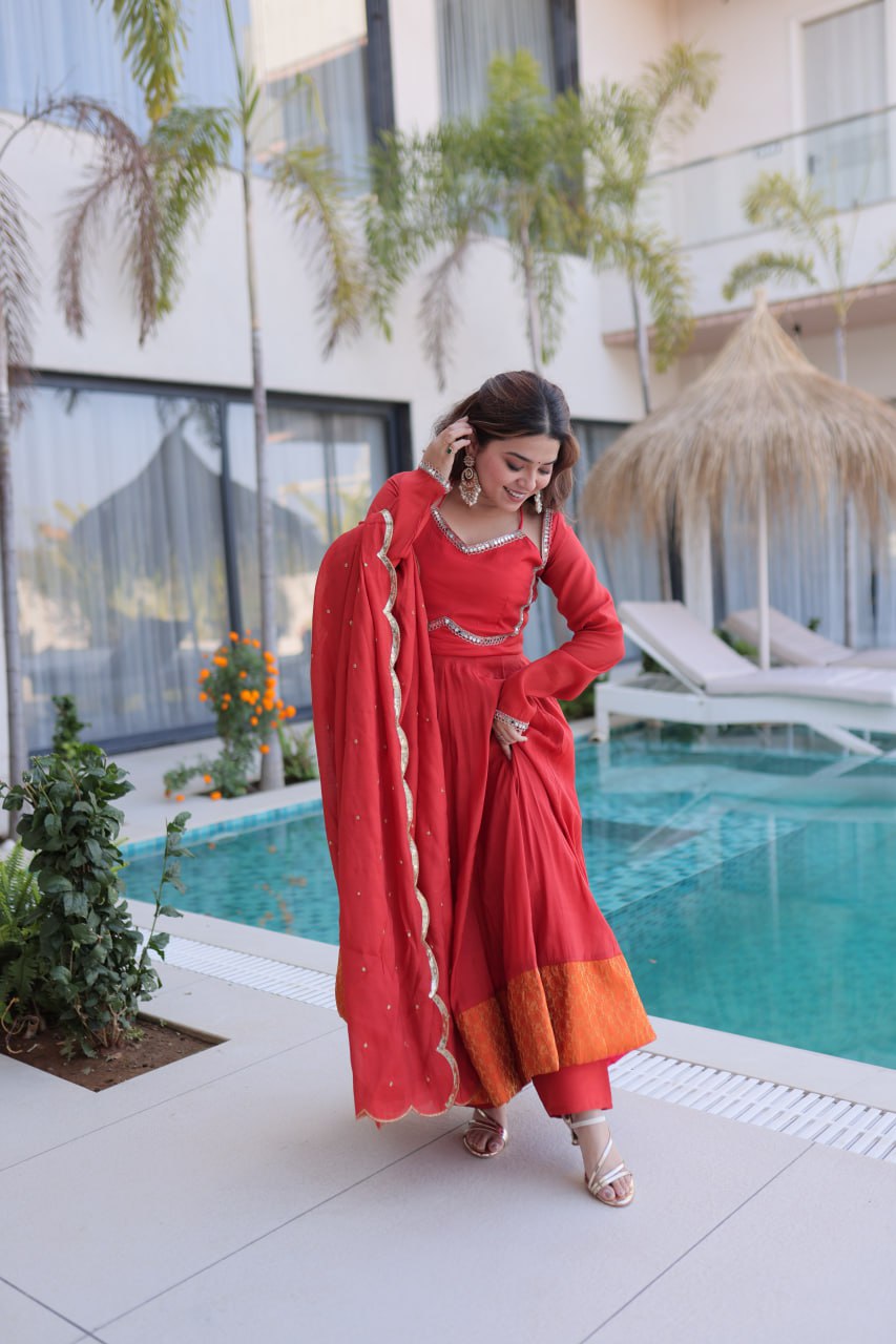 Queen Look – Premium Red Anarkali Suit Set