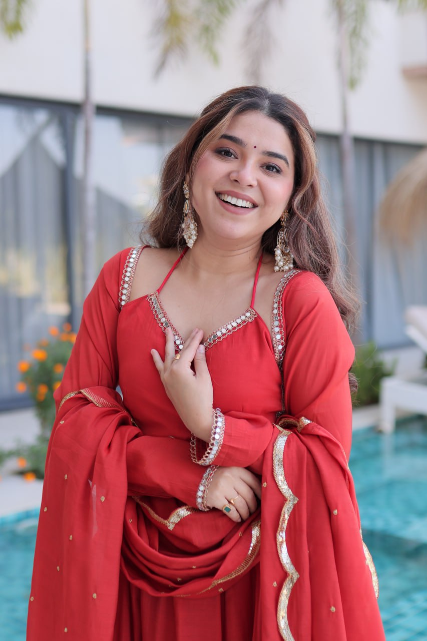 Queen Look – Premium Red Anarkali Suit Set