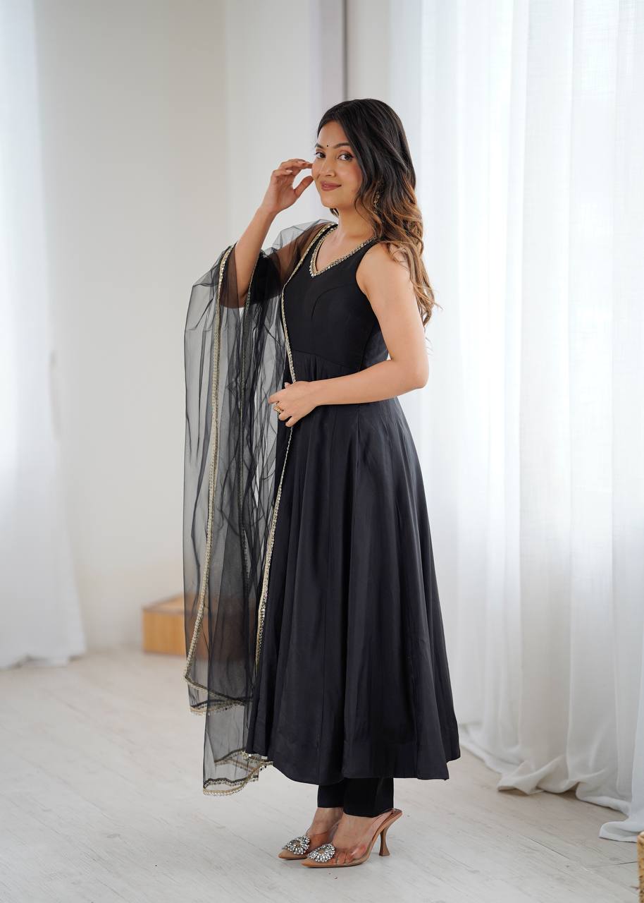 Kiyara Black Color Anarkali Suit Set [Sleeves Fabric Attached]