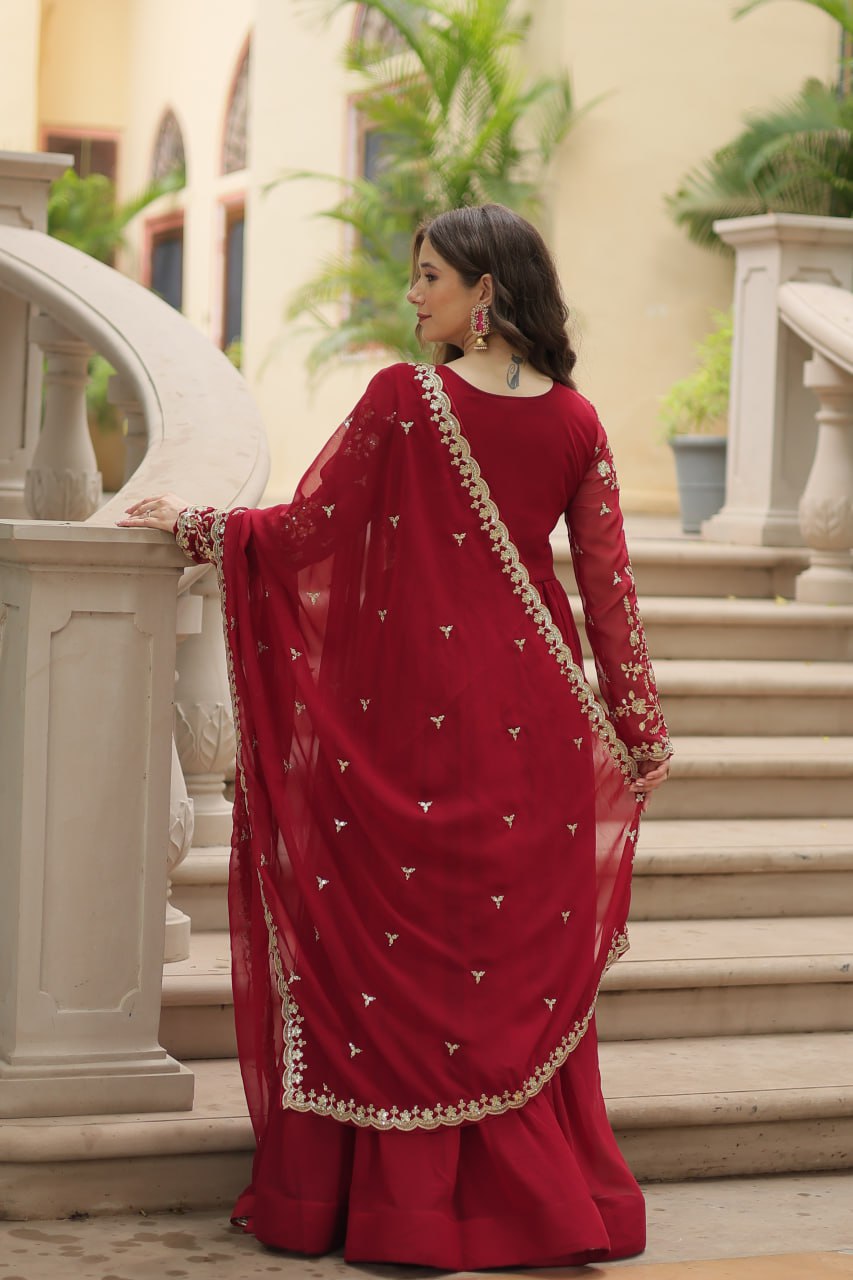 Payal's Blooming Gown With Sequins-Multi Embroidered Work L9195