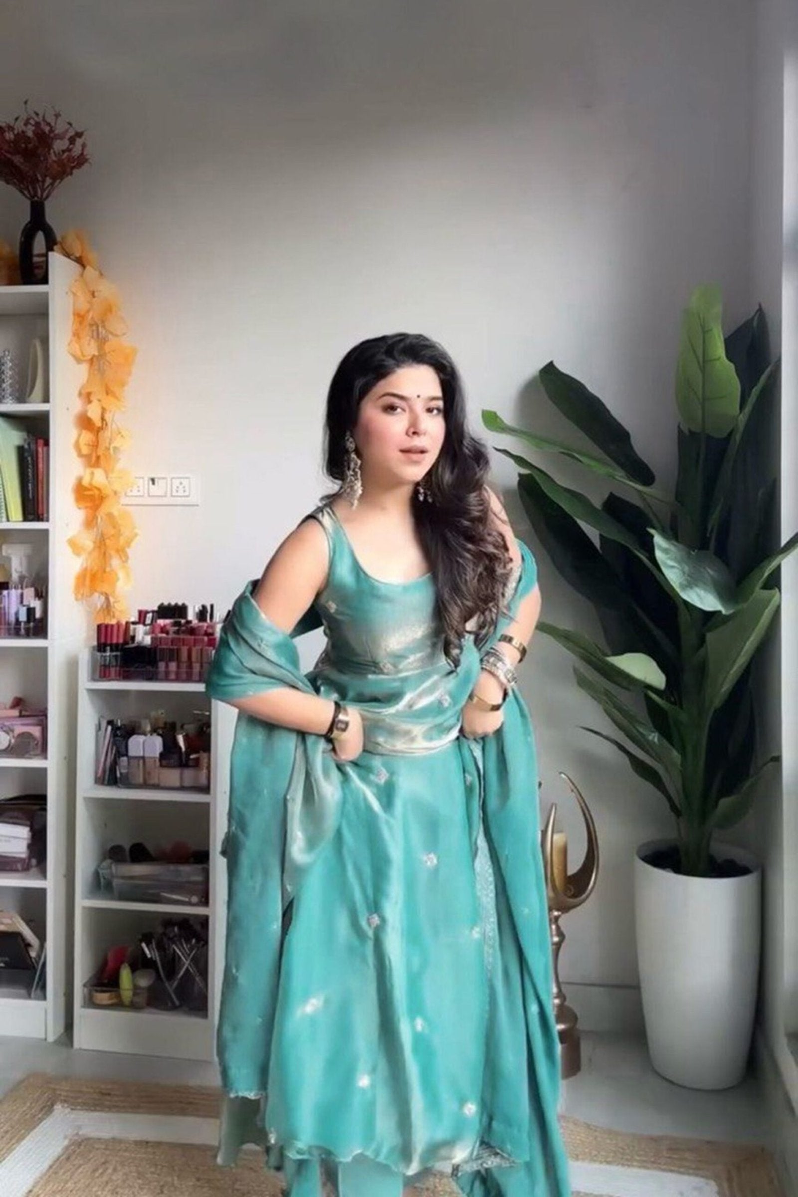 Elegant Fandy Silk Anarkali Gown Set – Perfect for Weddings & Special Occasions